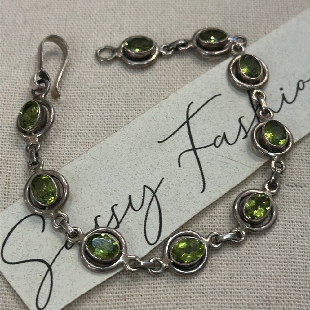 Gorgeous Peridot & Sterling Silver Bracelet